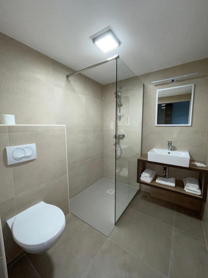 Hotel Roskar Potony Kültér fotó