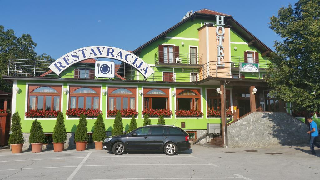 Hotel Roskar Potony Kültér fotó