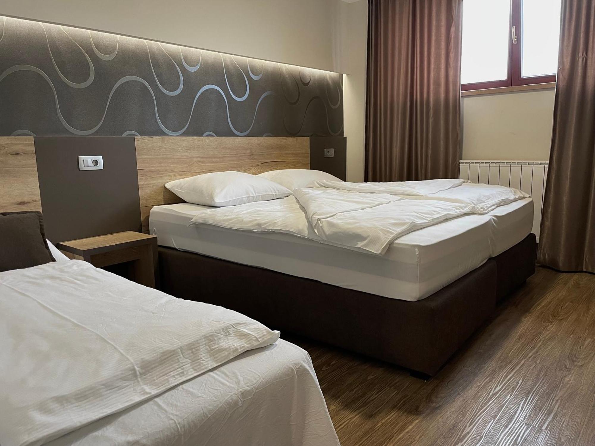 Hotel Roskar Potony Kültér fotó